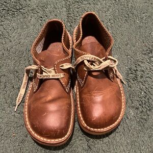 Brown Duckfeet Leather Shoes